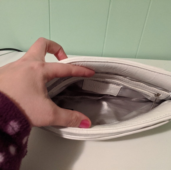 Purse - Picture 3 of 3